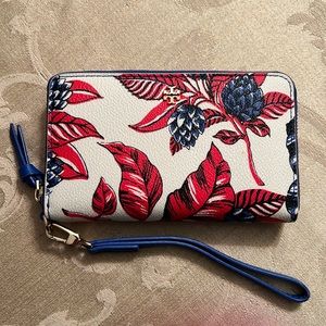 Tory Burch wallet